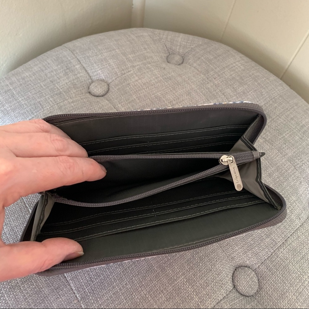 Wallet - Picture 2 of 2